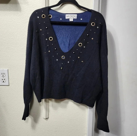 WILDFOX Navy Grommet Embellished Cropped Star Studded Sweater - Size Medium - Picture 7 of 8
